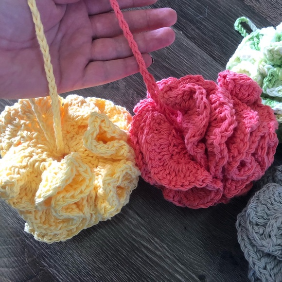 Cotton loufa variety colours peach, mint, soft grey, green blend, yellow, fusia - Picture 3 of 5